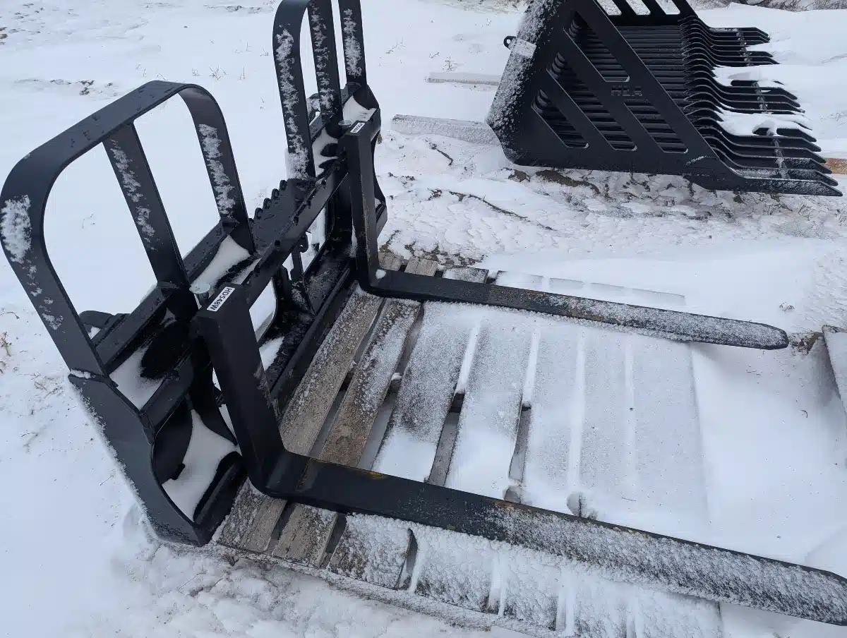 Gallery image 2 for New 2024 HLA Attachments HD55AO600 Pallet Fork