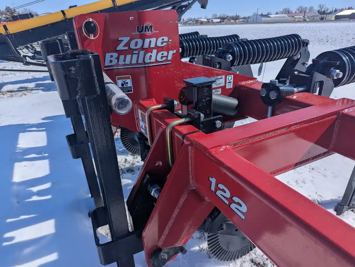 Gallery image 2 for New 2024 Unverferth 122 Zonebuilder Ripper