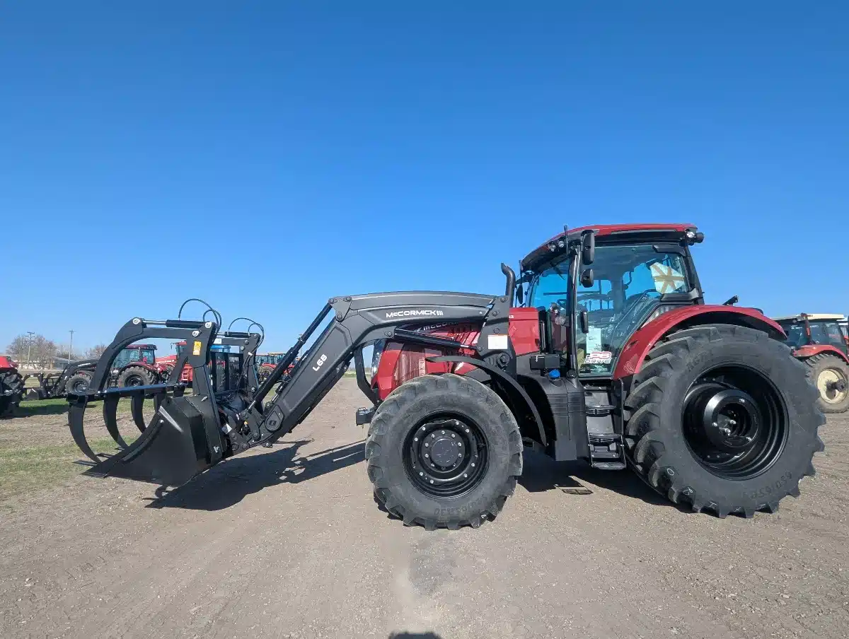 Gallery image 1 for New 2025 McCormick X7.623 Tractor