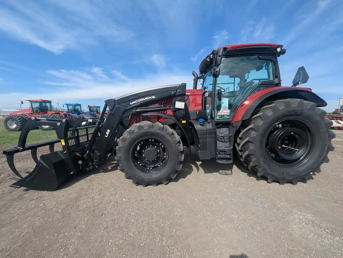 Gallery image 1 for New 2025 McCormick X7.623 Tractor