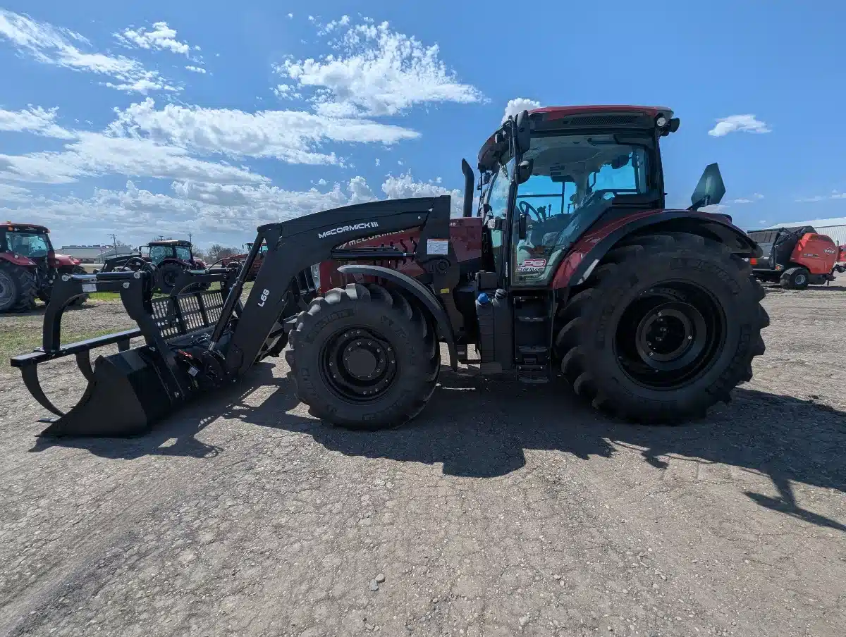 Gallery image 1 for New 2025 McCormick X7.618 Tractor