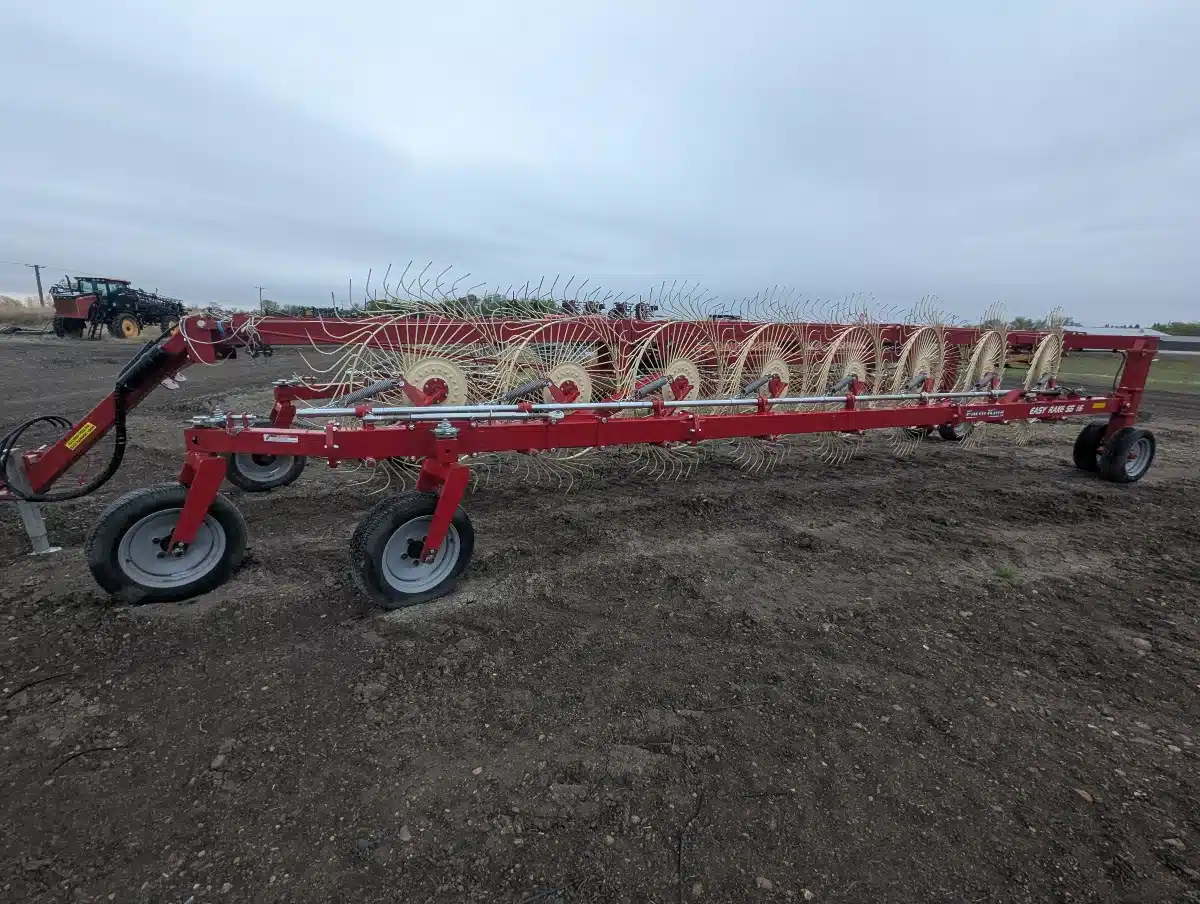 Gallery image 1 for Used 2024 Farm King Easy Rake SS 16 Rake