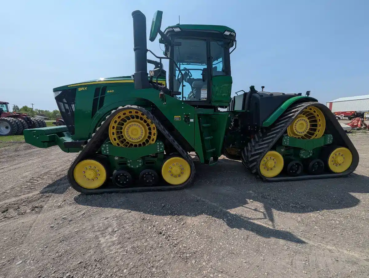Gallery image 1 for Used 2023 John Deere 9RX 640 Tractor