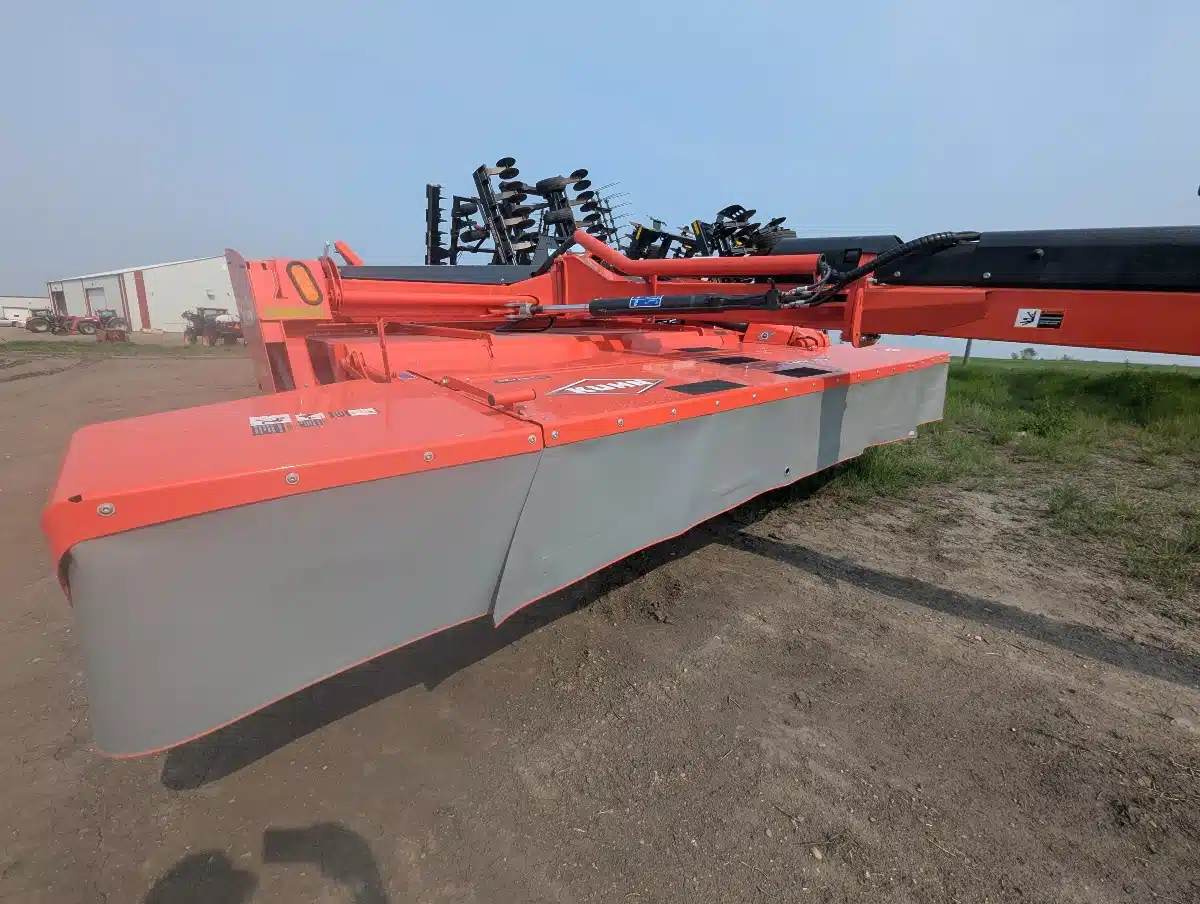 Gallery image 2 for New 2025 Kuhn FC 4461 TCD Disc Mower Conditioner