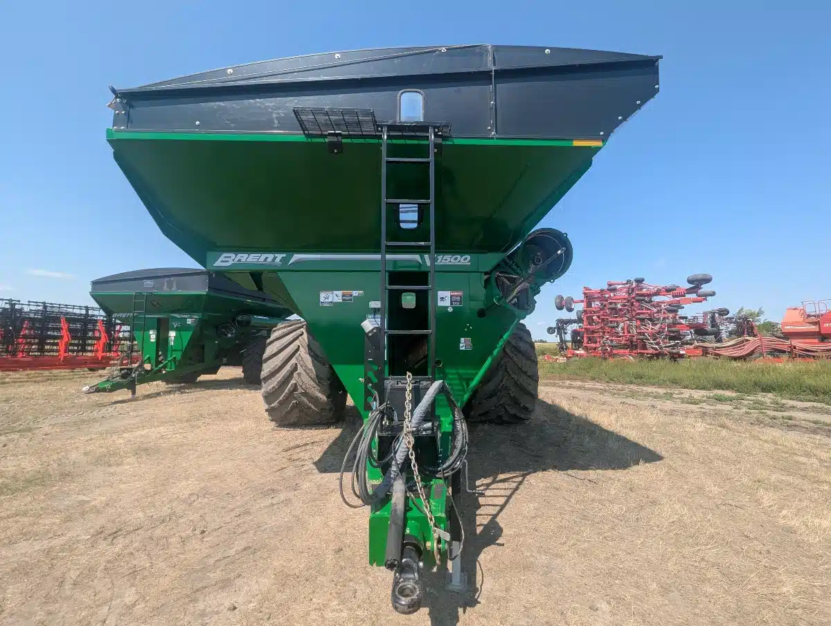 Gallery image 2 for Used 2022 Brent V1500 Grain Cart