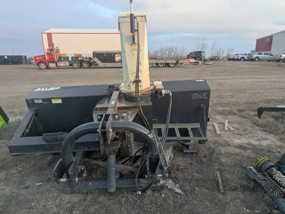 Gallery image 2 for 2023 Farm King YC1080C Snow Blower