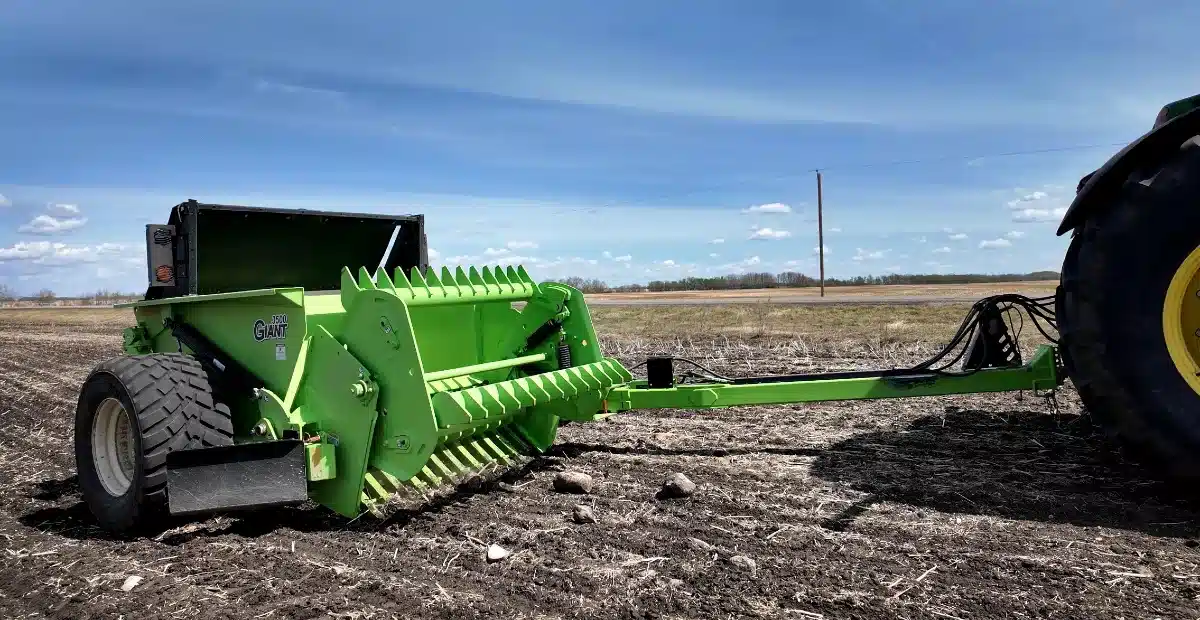 New 2025 Schulte 3500 Rock Picker