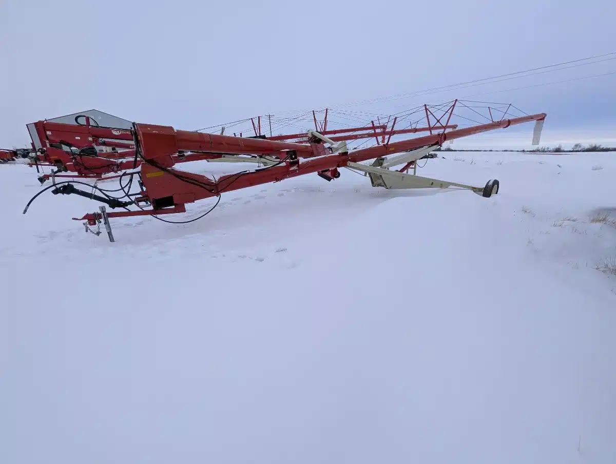 Used 2009 Buhler Farm King Y1370 Grain Auger