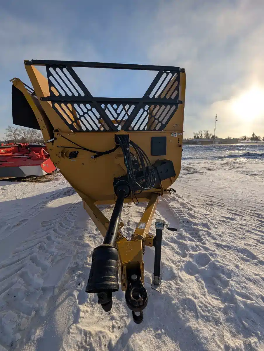 Gallery image 2 for 2022 Bale King 7400 Bale Processor