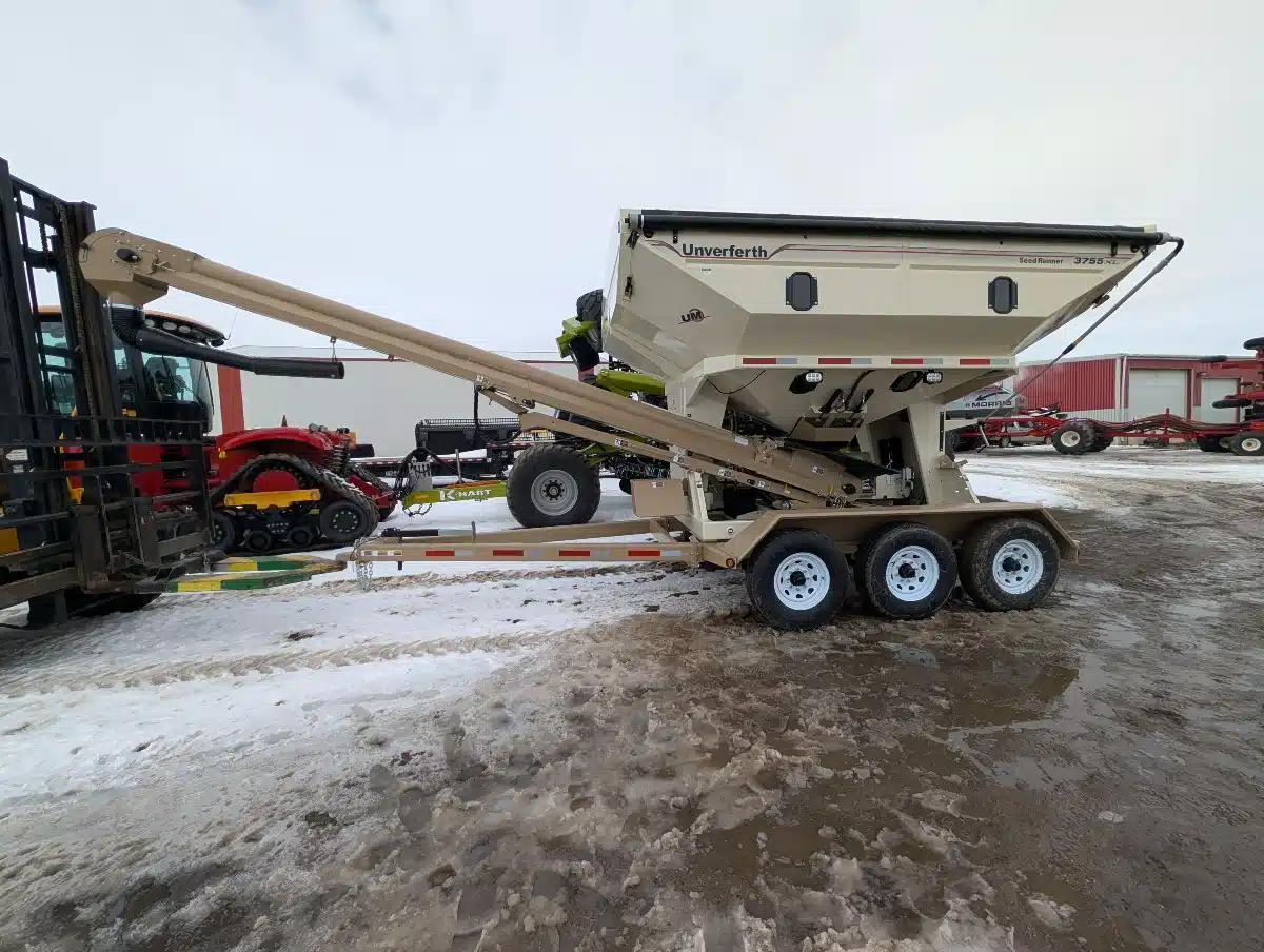 2024 Unverferth 3755XL Seed Tender