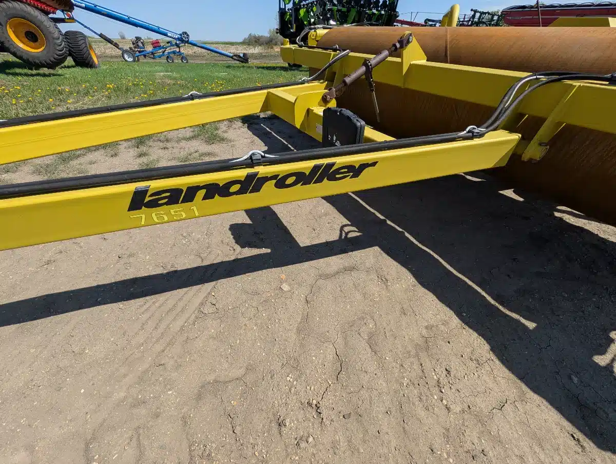 Gallery image 2 for 2009 Degelman LR7651 Land Roller