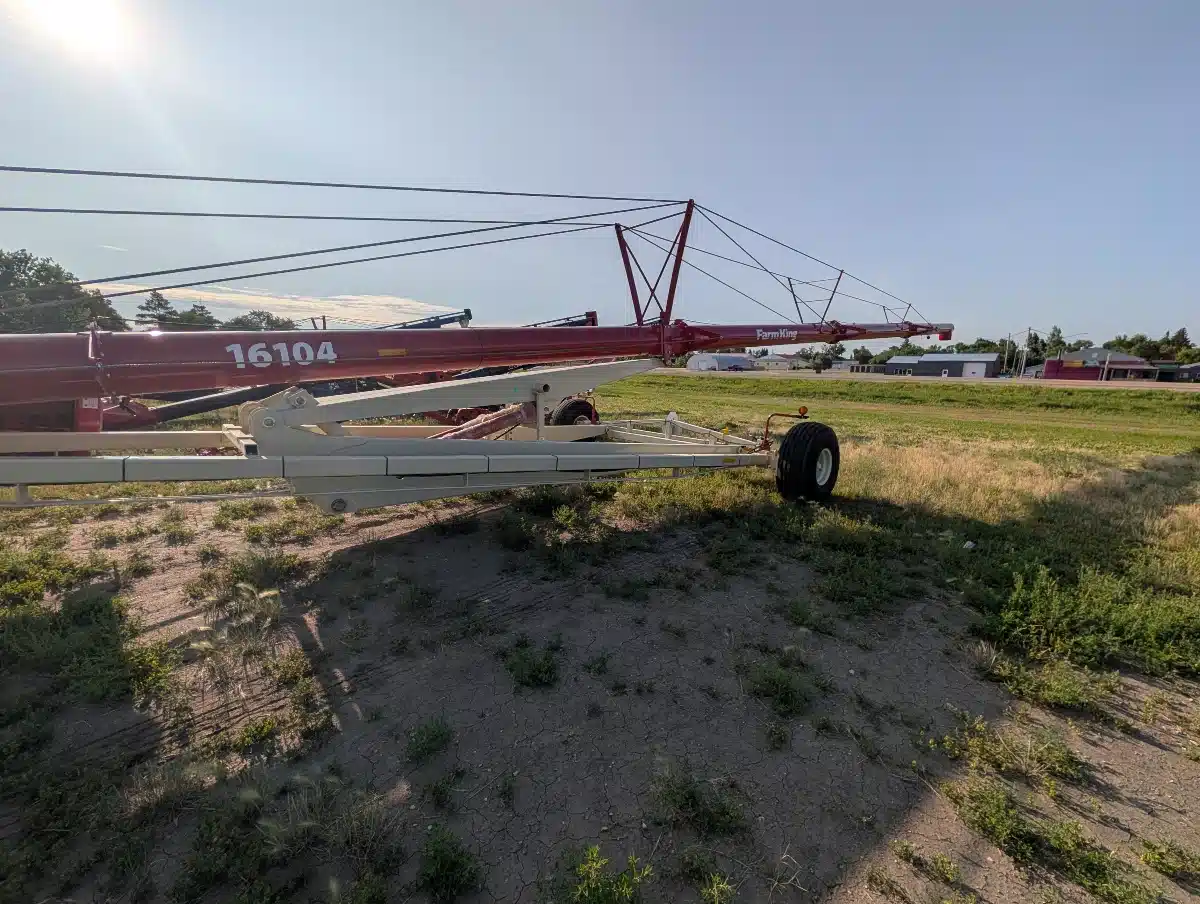 Gallery image 2 for 2026 Farm King Y16104 Grain Auger