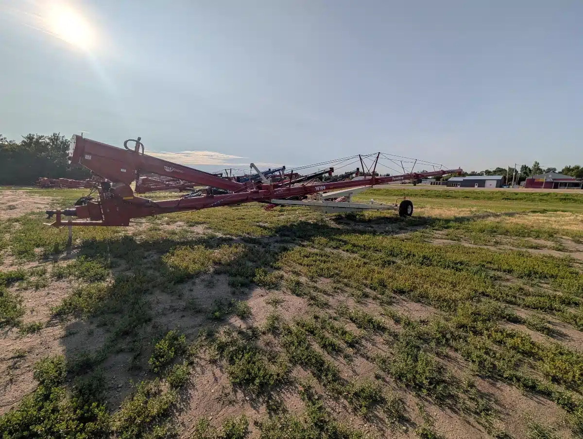 Gallery image 1 for 2026 Farm King Y16104 Grain Auger