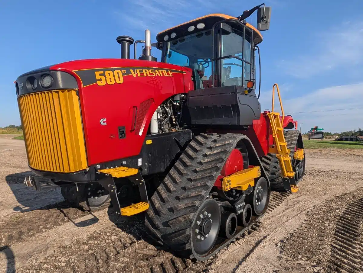 Gallery image 2 for 2022 Versatile 580DT Tractor
