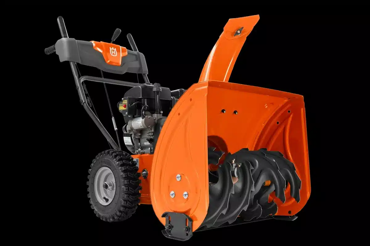 Photo de la Galerie 1 pour 2026 Husqvarna ST 124 Souffleur à neige