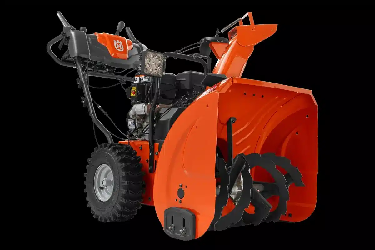 Gallery image 1 for 2026 Husqvarna ST 224 Snow Blower