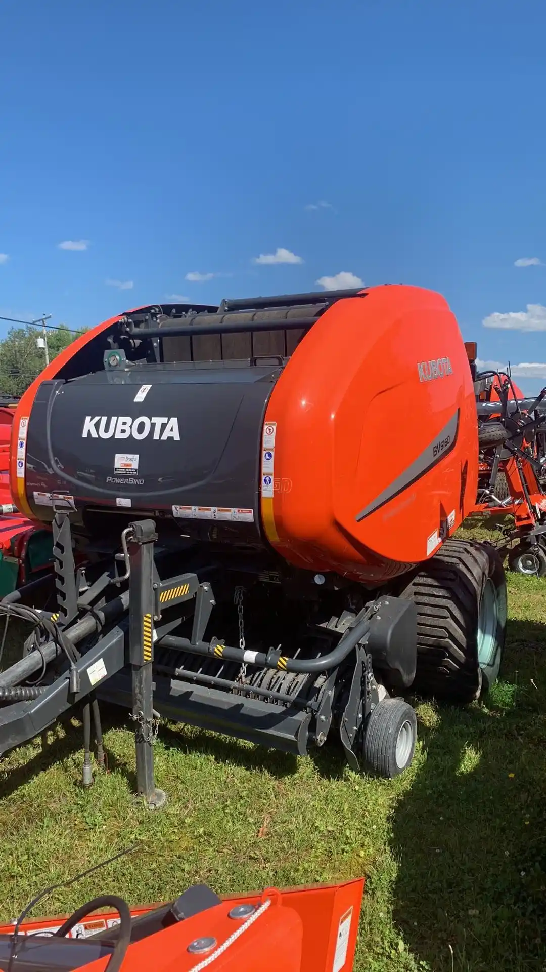 Gallery image 1 for Used 2019 Kubota BV5160SC14 Round Baler