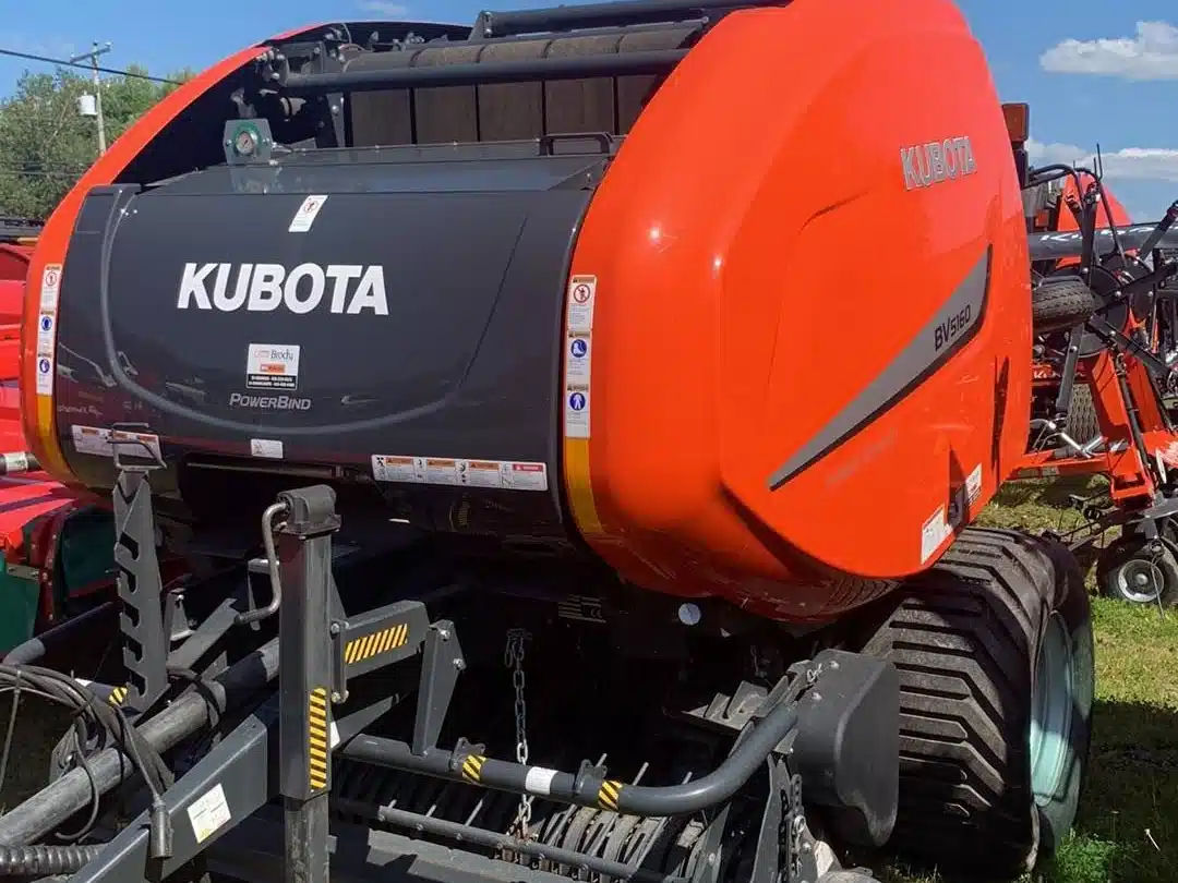 Gallery image 1 for Used 2018 Kubota BV5160SC14 Round Baler