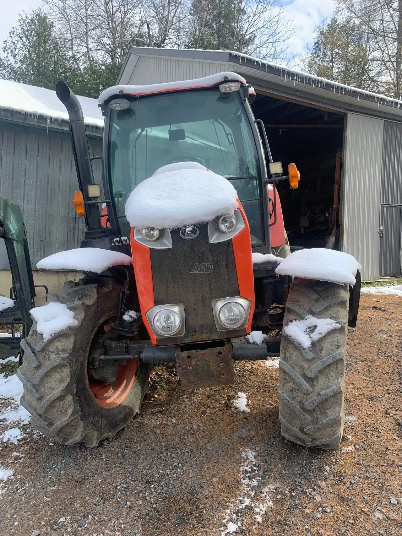Gallery image 2 for Used 2018 Kubota M6-111 Tractor