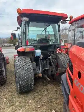 Gallery image 2 for Used 2017 Kubota L3560HST Tractor