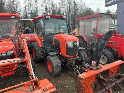 Gallery image 1 for Used 2017 Kubota L3560HST Tractor