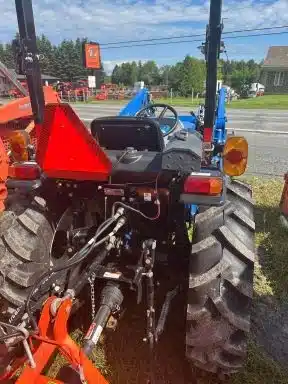 Gallery image 2 for Used 2022 New Holland WORKMASTER 25 Tractor