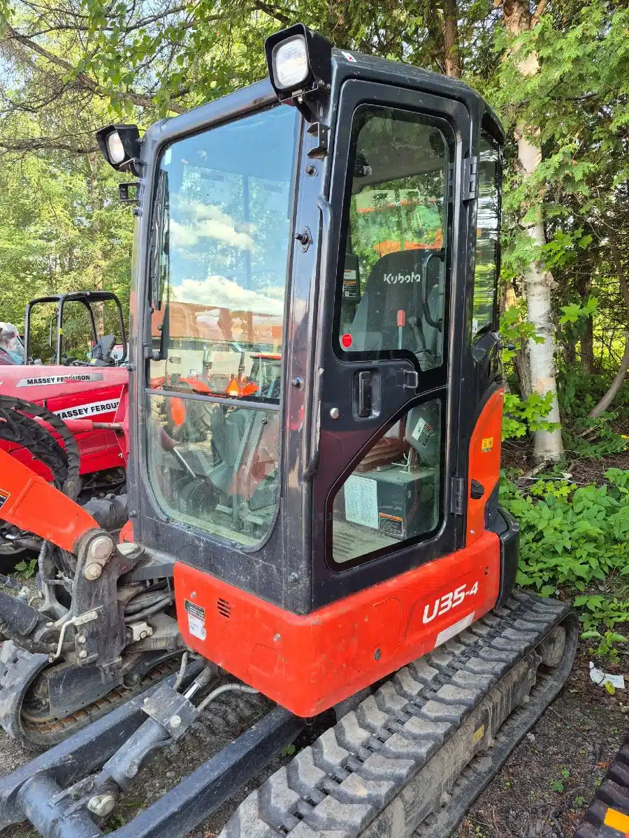 Photo de la Galerie 1 pour 2023 Kubota U35-4G Excavatrice
