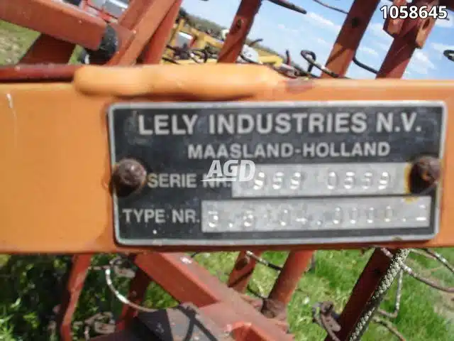 Gallery image 2 for Used Lely Finger Harrow