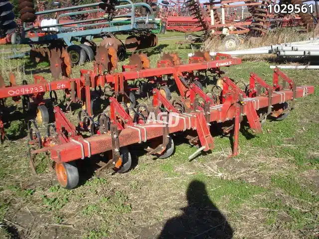 Gallery image 2 for Kongskilde 3pth Row Crop Cultivator