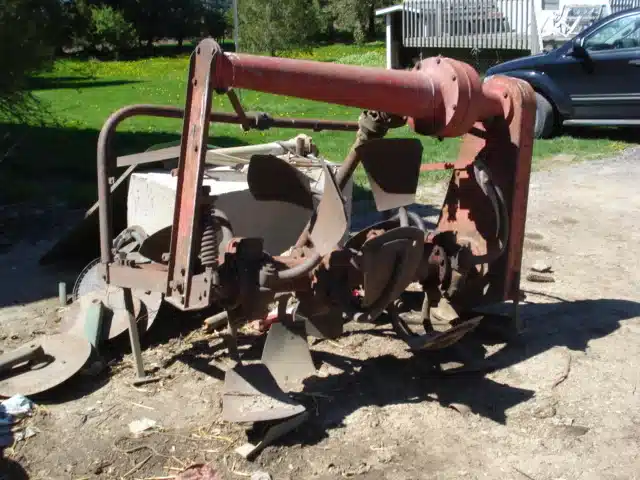 Gallery image 1 for Used Vicon Other Chisel Plow