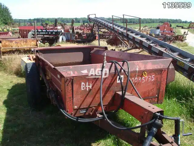 Gallery image 2 for Used International Harvester Other Manure Spreader