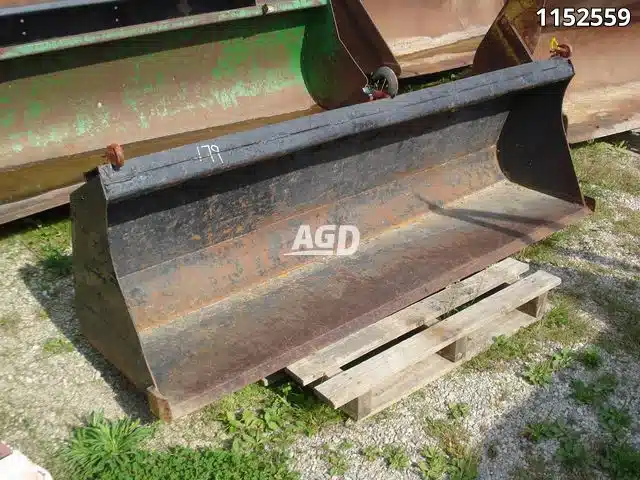 Gallery image 2 for Misc Bucket