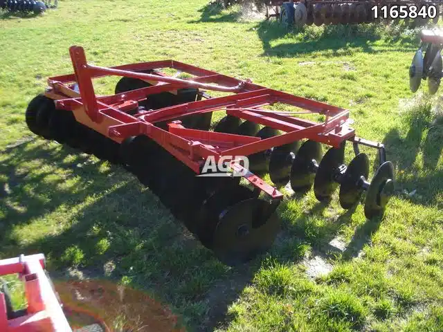 Gallery image 2 for Used Massey Ferguson 10' Disc