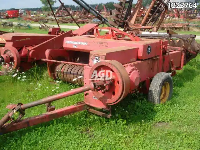 Gallery image 2 for Used Massey Ferguson Misc Square Baler - Large