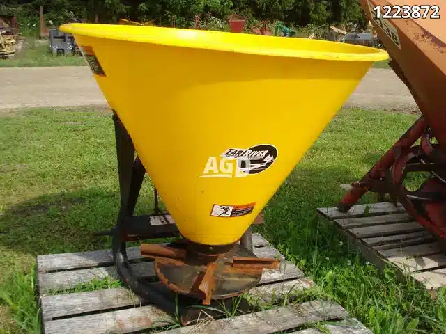 Gallery image 2 for Used Tar River Other Spreader - Fertilizer