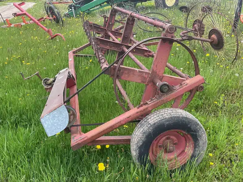 Gallery image 2 for Used Grimme Tedder Hay Fluffer