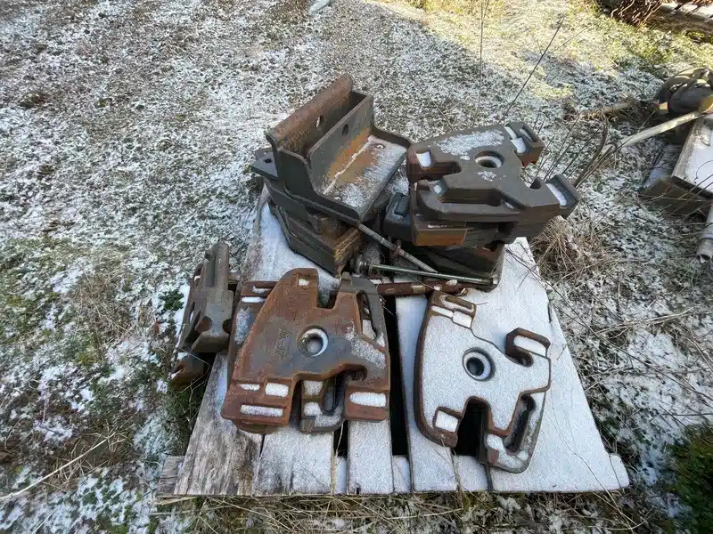 Gallery image 2 for Used New Holland 4330 Tractor