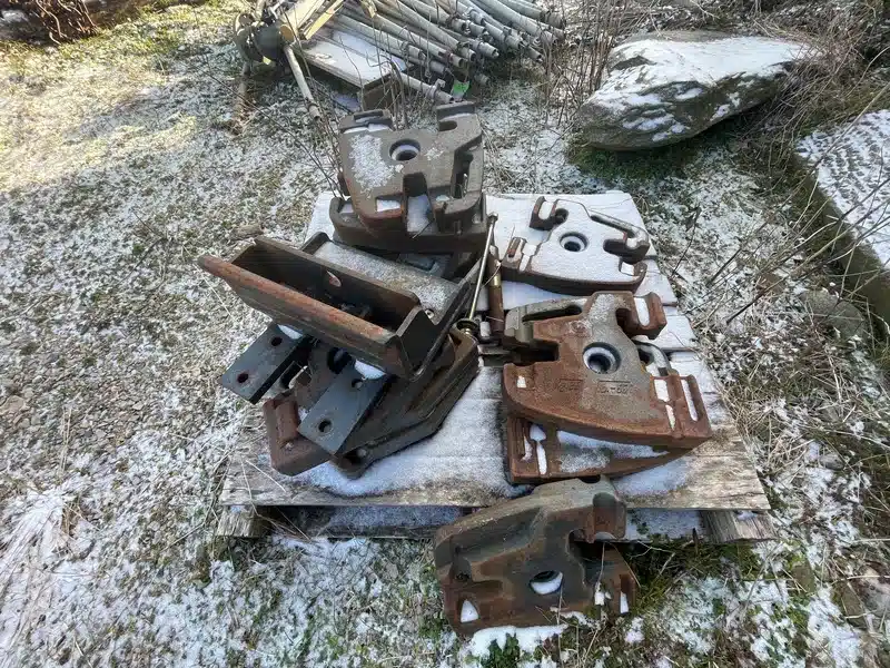 Gallery image 1 for Used New Holland 4330 Tractor