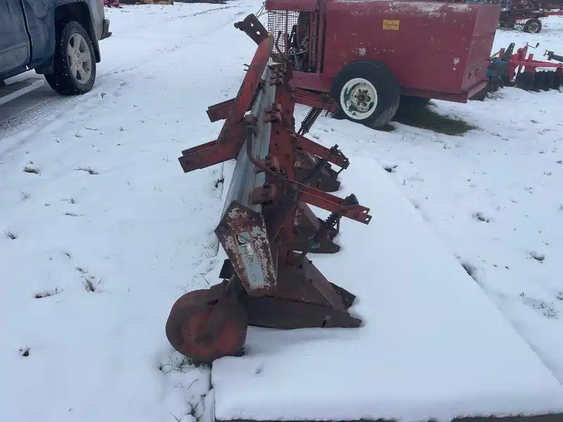 Gallery image 2 for Used Inter Row Tiller Row Crop Tillage
