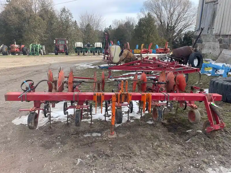 Gallery image 2 for Used Kongskilde 4 ROW Row Crop Cultivator