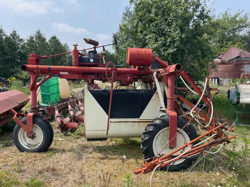 Gallery image 2 for Hi-Boy Sprayer Sprayer - Self Propelled