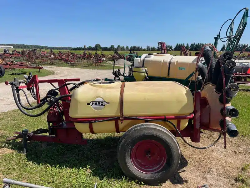 Gallery image 2 for Used Hardi orchard mist 800 litre Sprayer - Orchard