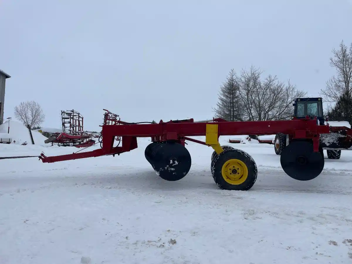 Gallery image 2 for Used Krause 12FT Disc