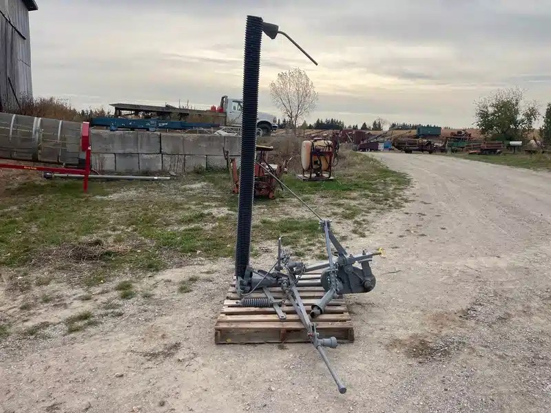 Gallery image 2 for Used Massey Ferguson Sickle Mower Mower Conditioner