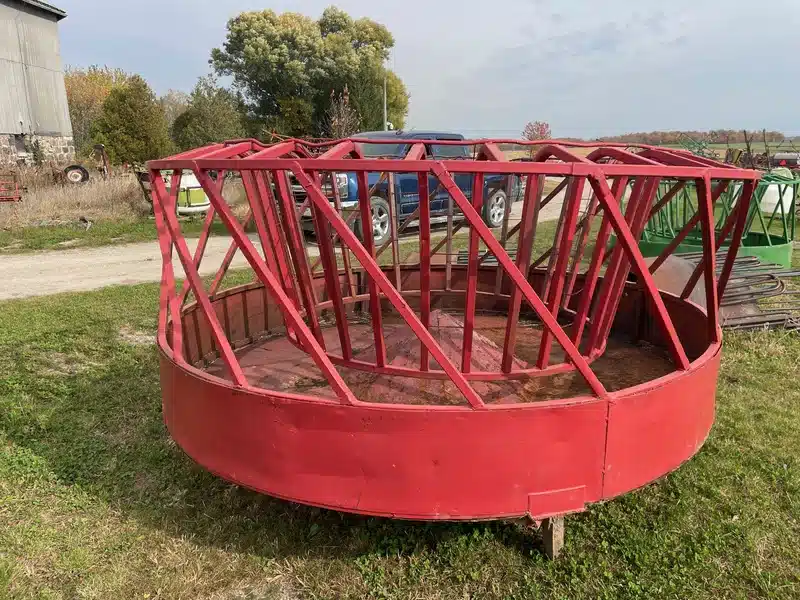 Gallery image 2 for Used Martin Other Bale Feeder