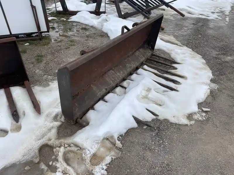 Gallery image 1 for Used Frey Manure Bucket Miscellaneous