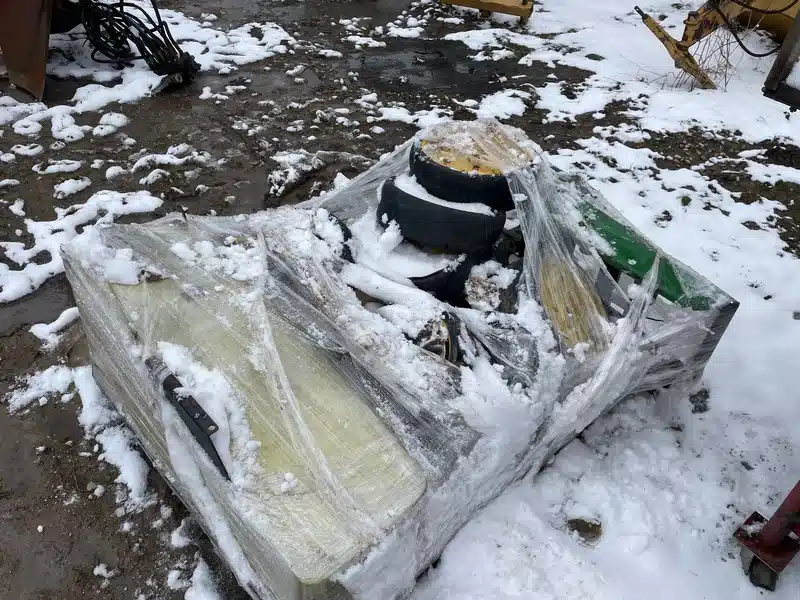 Gallery image 1 for Used John Deere 7100 Seeder