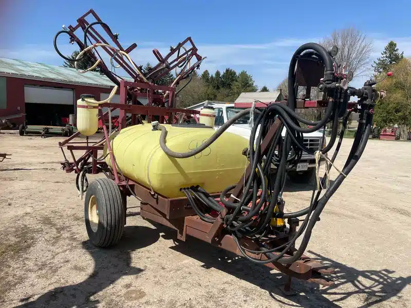 Gallery image 1 for Used Hardi TR300 Sprayer - Pull Type