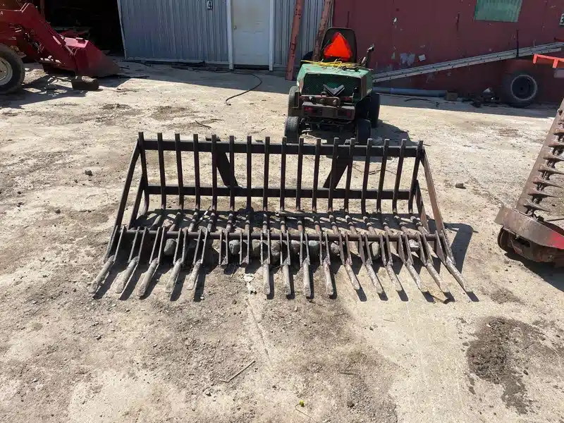 Gallery image 1 for Used 7FT Stone Fork