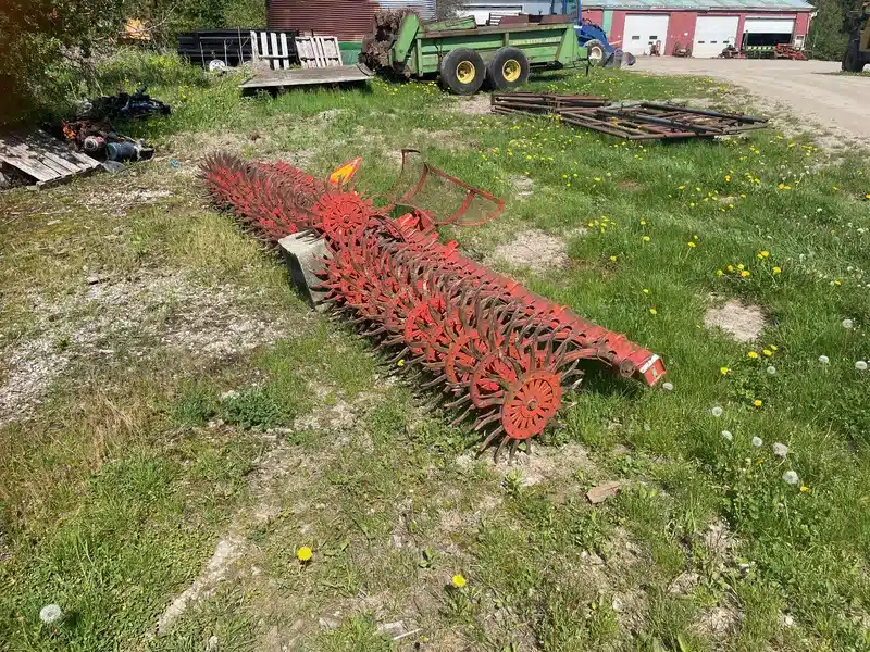 Gallery image 1 for Used Yetter Other Row Crop Cultivator